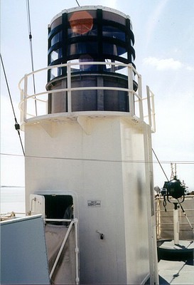 Radar tipo 271 como el que montaron muchos cruceros auxiliares
