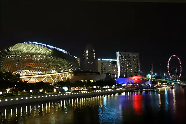 Teatro Esplanade y Singapur Flyer